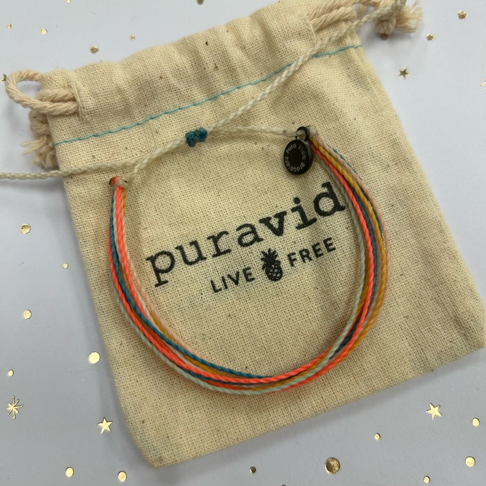 Pura Vida bracelet never worn brand new! Waterproof and durable!